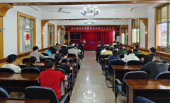 <b>鼓施“明厨亮灶”；四是所有从业人员必需持无</b>